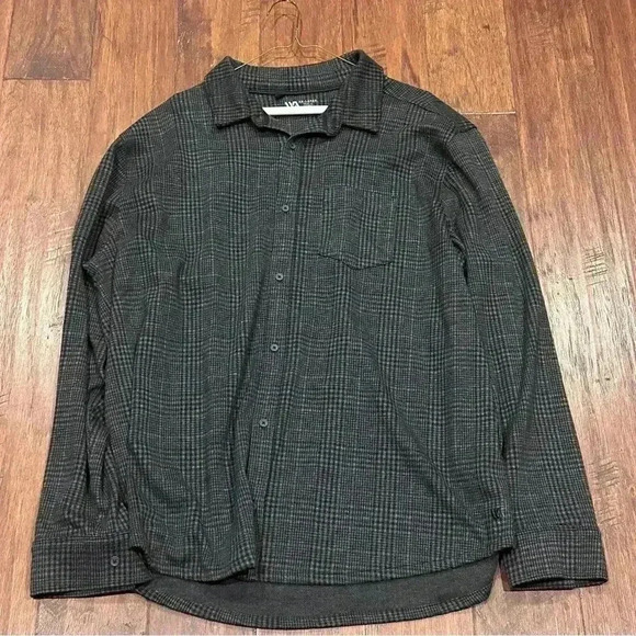 Dark Gray Button Down Thick Long Sleeve Top - Picture 4 of 11